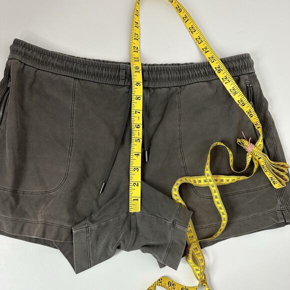 Athleta Shorts Womens 16 Gray Pull on Drawstring Casual Athletic Pockets High - Picture 10 of 12